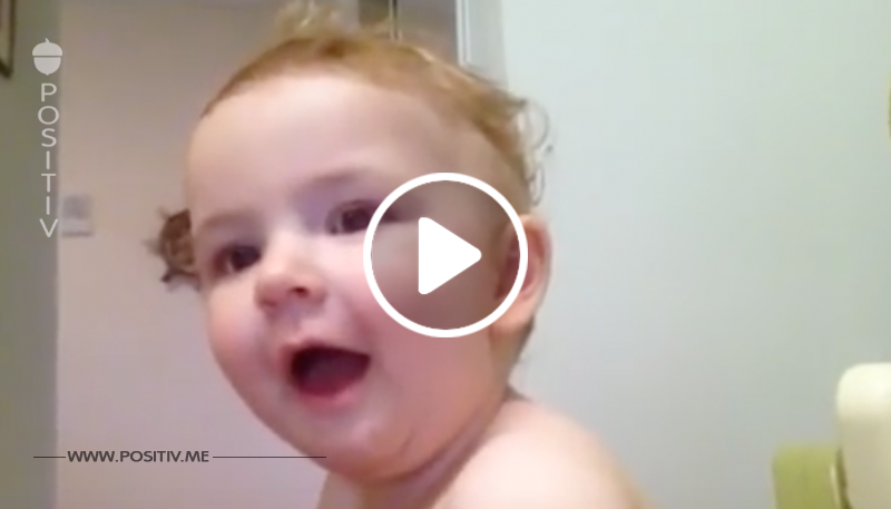 Video: Baby überrascht stolze Mama mit Gesang.
